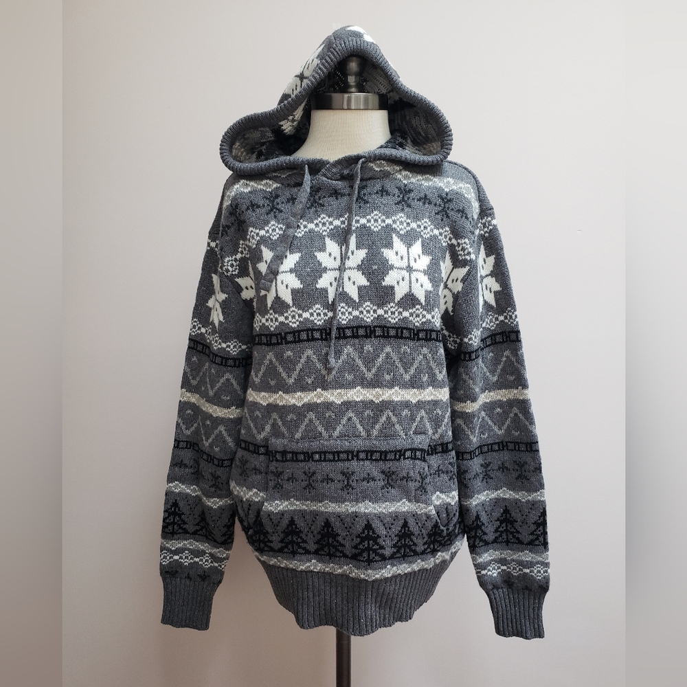 American Eagle Gray White Snowflake Nordic Fair Isle Print Hooded Sweater, M